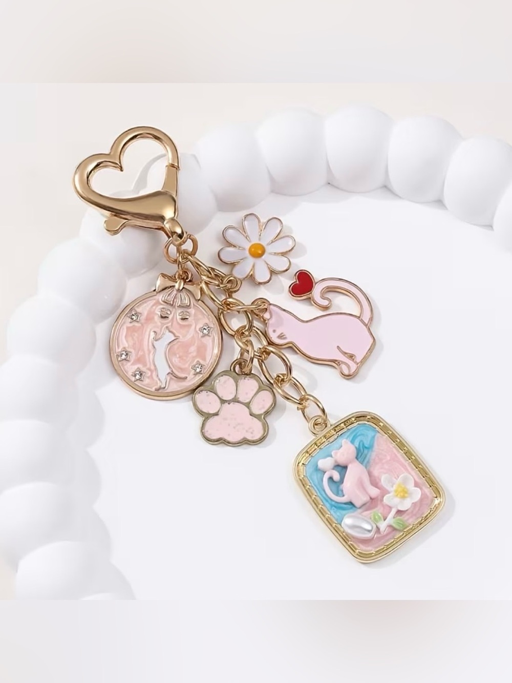 Cat & Daisy Enamel Charm Keychain Bag charm Pink w/ Gold Tone Hardware NIP - Picture 2 of 4